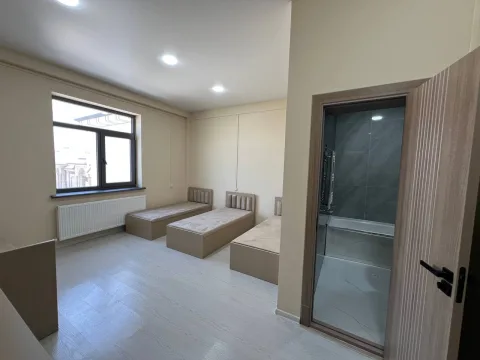 Akmal Ixtiyarov rasmi 9